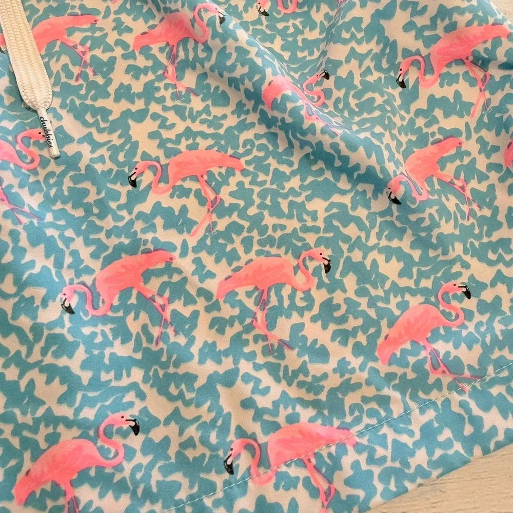 Chubbies men's blue pink flamingo swim trunks swim shorts men's  small‎